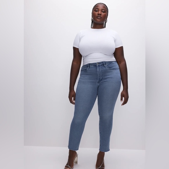 GOOD AMERICAN GOOD LEGS STRAIGHT JEANS - Picture 1 of 10